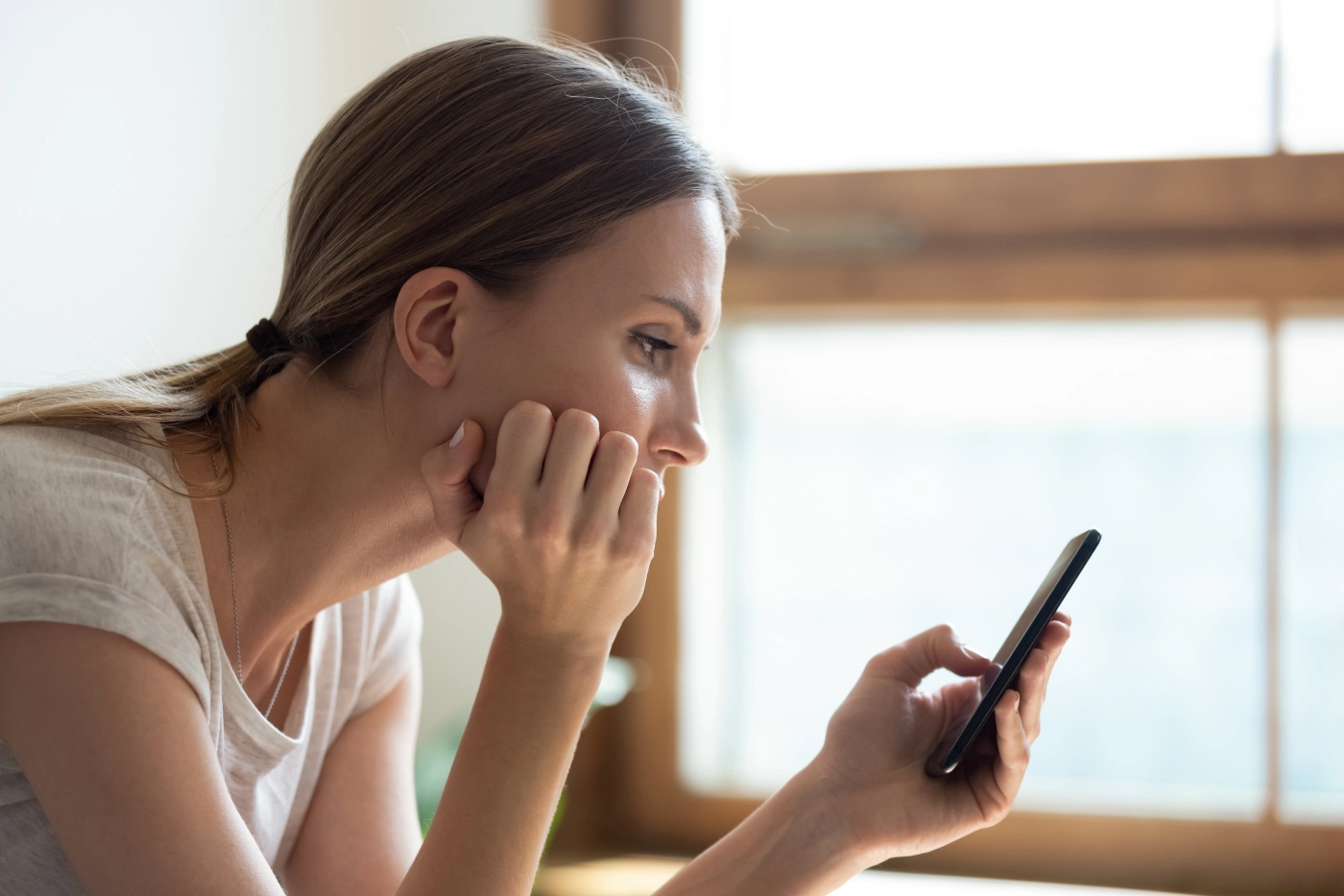 seeking therapy on phone for ptsd and depression